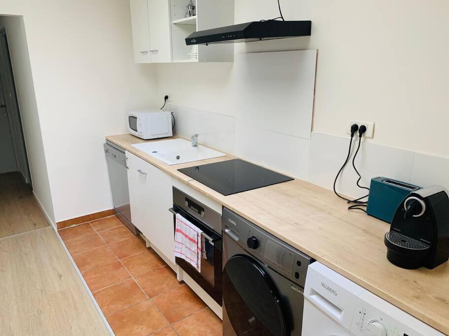 Appartement T3, Au Coeur De Montpellier, Wifi Et Climatisation エクステリア 写真